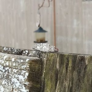 1 CT Diamond Ring size 8 in sterling silver.